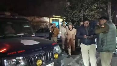 छाता: छाता के केडी मेडिकल कॉलेज के समीप अज्ञात वाहन की चपेट में आने से बाइक सवार 2 युवकों की मौत, एक घायल