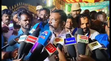 திருவள்ளூர்: திருவள்ளூர் மாவட்டம் சீதச்சேரியில் விடுதலை சிறுத்தை கட்சியின் தலைவர் திருமாவளவன் பேட்டி அளித்தார்