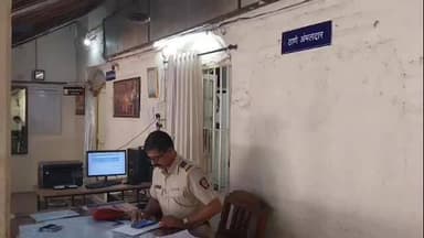 चोपडा: चोपडा कोळन्हावी रस्त्यावर राजू तारे यांच्या शेताजवळ तरुणीस दुचाकीची धडक, तरुणी जखमी, यावल पोलीस ठाण्यात गुन्हा दाखल