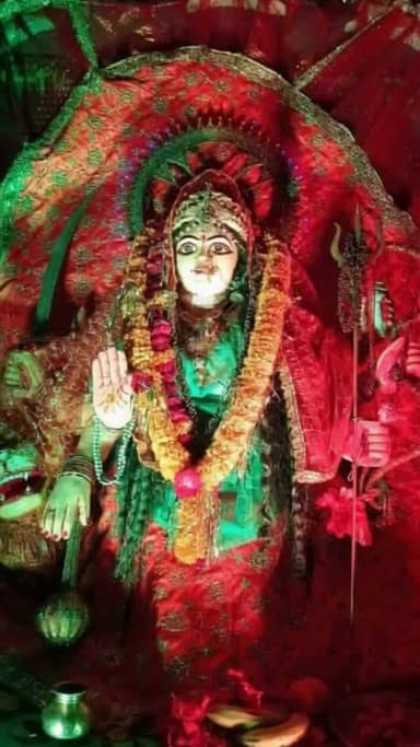 कटनी नगर//-
आदिशक्ति माँ विंध्यवासनी मंदिर निमिहा मोहल्ला कटनी
यहां मिलती हैं समस्याओं से मुक्ति