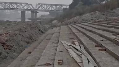 वारिसनगर: मथुरापुर में बूढ़ी गंडक नदी पर बन रहा सीढ़ी नुमा छठ घाट, लोगों में खुशी