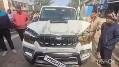 जसराना: मोहम्मदाबाद हाईवे पर स्कॉर्पियो और ट्रक के बीच टक्कर, दोनों वाहन हुए क्षतिग्रस्त