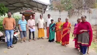 மதுக்கரை: சுகுணாபுரம் பகுதியில் மக்களுக்கு எதிராக திமுக துணை மேயர் வெற்றிச்செல்வன் செயல்பட்டு வருவதாக வார்டு மக்கள் குற்றச்சாட்டு