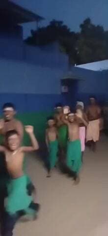 கீழச்சுரண்டை ஊர்க்காவல் பெருமாள் கோயிலில் மார்கழி பஜனை வீதியுலா நடந்தது