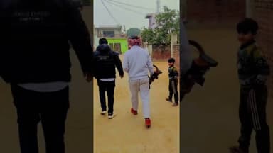 #बुलंदशहर #शिकारपुर सोशल मीडिया पर वायरल हुआ लाइसेंसी हथियार से फायरिंग का वीडियो।