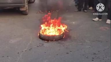 নন্দীগ্রাম ২: সল্টলেকে IPAC র অফিসে EDর তল্লাশির প্রতিবাদে খোদামবাড়িতে রাস্তায় টায়ার জ্বালিয়ে পথ অবরোধ করে বিক্ষোভ দেখালো তৃণমূল