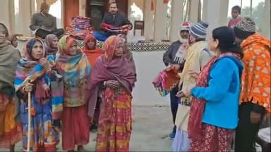 कुमारखंड: टेंगराहा के देवेन्द्रधाम मंदिर परिसर में जरूरतमंदों के बीच कंबल वितरण