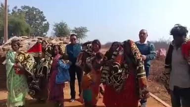 डंडई: ठिठुरन में डंडई के मुसहर परिवारों को प्रशासन ने दी कंबलों का सहारा, मिली ठंड से राहत