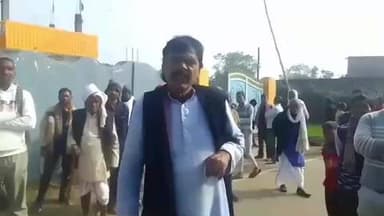 बिश्रामपुर: विश्रामपुर नगर परिषद के युवक की मौत के बाद सामाजिक कार्यकर्ता ने मुआवजे की मांग की