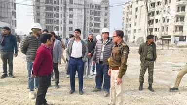 मैरवा: मैरवा में निर्माणाधीन मेडिकल कॉलेज एवं अस्पताल का एसपी और डीएम ने किया निरीक्षण