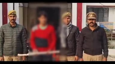 बांसडीह: बांसडीह कस्बा स्थित एसबीआई बैंक में चोरी के प्रयास के मामले में पुलिस ने एक अभियुक्त को किया गिरफ्तार