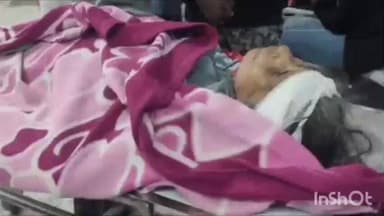 चरपोखरी: कथराई गाँव में मृतक के परिजनों से मिले स्थानीय मुखिया लाल मुक्ति पासवान, हर संभव मदद का दिया आश्वासन