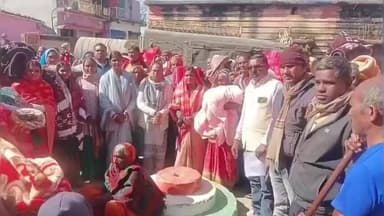 टाटीझरिया: भराजो पंचायत सचिवालय में 110 जरूरतमंदों के बीच कंबल बांटे गए