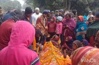 देसरी: जिला परिषद सदस्य मोहित पासवान ने उफरौल गांव में समाजसेवी बैधनाथ सिंह के निधन पर दी श्रद्धांजलि