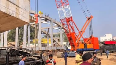 वारासिवनी: वारासिवनी एसडीएम ने वारा में निर्माणाधीन रेल ओवर ब्रिज निर्माण कार्य का निरीक्षण किया, आवश्यक दिशा निर्देश दिए