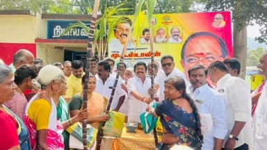 ஒட்டன்சத்திரம்: வடகாட்டில் பொங்கல் தொகுப்பை வழங்கிய ஒன்றிய செயலாளர் எஸ் ஆர் கே பாலு