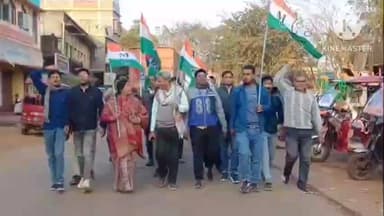 সাঁকরাইল: আই-প্যাক অফিসে ইডির তল্লাশি, দলীয় তথ্য চুরির অভিযোগে সাঁকরাইলে তৃণমূলের প্রতিবাদ মিছিল