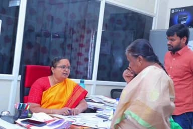 గజ్వేల్: కుకునూరుపల్లి తహశీల్దార్ కార్యాలయాన్ని సందర్శించి ఎలక్ట్రోరల్ మ్యాపింగ్ ప్రక్రియ ను పరిశీలించిన జిల్లా కలెక్టర్ హైమావతి