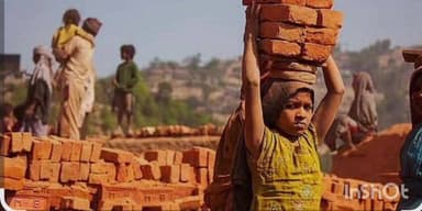 खेड: खेड तालुक्यातील वीटभट्टीवर बालकामगार आणि अल्पवयीन विवाहित जोडपी कार्यरत