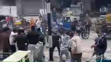 किशनगढ़: किशनगढ़ के सिटी रोड सिटी मॉल क्षेत्र में दो पक्षों के बीच हुई मारपीट, सोशल मीडिया पर वीडियो हुआ वायरल