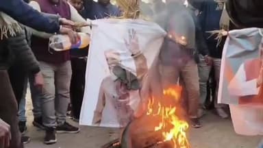 দাঁতন ২: দাঁতনে প্রধানমন্ত্রীকে পুড়িয়ে প্রতিবাদ তৃণমূল!