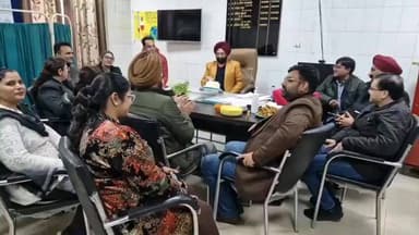 ਖੰਨਾ: ਪੰਜਾਬ ਦਾ ਇਹ SMO ਸਿਹਤ ਕ੍ਰਾਂਤੀ ਦੀ ਬਣਿਆ ਮਿਸਾਲ, ਇਕੱਲੇ ਨੇ ਕਰਤੇ ਦੂਰਬੀਨ ਨਾਲ 200 ਮੁਫਤ ਆਪਰੇਸ਼ਨ, 90 ਲੱਖ ਦਾ ਇਲਾਜ ਫਰੀ