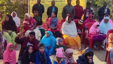 कलियासोल: पंचेत डैम में धरने का 58वां दिन, कड़ाके की ठंड में भी डटे आंदोलनकारी