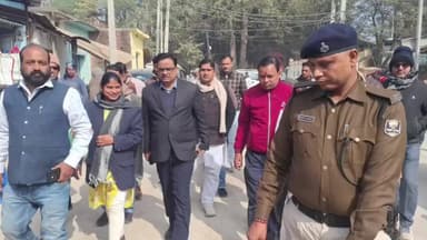 तिलौथू: तिलौथू में नाली और सड़क निर्माण में अनियमितता की जांच, डीडीसी ने किया स्थल निरीक्षण