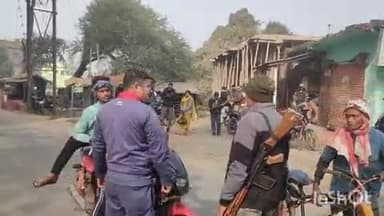 शंभूगंज: शंभूगंज बाजार में पुलिस ने चलाया सघन वाहन जांच अभियान, वाहन चालकों को यातायात नियमों का पाठ पढ़ाया