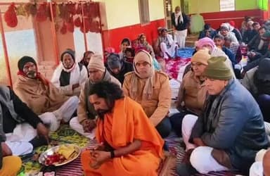 आलापुर: मोतिगरपुर गनीपुर के सिद्धेश्वर धाम में स्थापित हुई भगवान राम की प्रतिमा, भक्तिमय हुआ माहौल