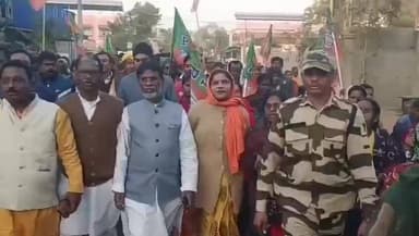 গড়বেতা ৩: হুমগড়ে পরিবর্তনের স্লোগান তুলে মিছিল BJP র,উপস্থিত সাংসদ খগেন মূর্মূ