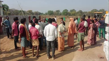 ବିଜେପୁର: ସନ୍ଧିବାହାଲ ଗ୍ରାମକୁ ଯାଇ ଲୋକଙ୍କ ସମସ୍ୟା ବୁଝିଲେ ବିଜେପୁର ବିଧାୟକ ସନତ କୁମାର ଗଡ଼ତିଆ