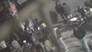 सिविल लाइन्स: तुर्कमान गेट पर पत्थरबाजी वाले दिन का सीसीटीवी फुटेज आया सामने