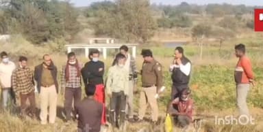 सूरजपुर: DNA रिपोर्ट आने पर कब्र से खोदकर निकाला गया शव, ढाई महीने इंतजार के बाद मां ने बेटे का किया अंतिम संस्कार