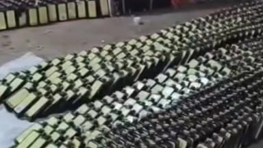 દસ્ક્રોઈ: લાકડાના ભૂસાની આડમાં દારુની બોટલો, લાલજી મૂળજી ટ્રાન્સપોર્ટ દ્વારા હરિયાણાથી અમદાવાદ દારુ આવ્યો