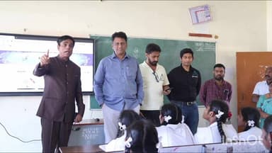 ಚಿಂತಾಮಣಿ: ತಾಲೂಕಿನ ಭೂಮಿಶೆಟ್ಟಿಹಳ್ಳಿಯಲ್ಲಿ ಮುಖ್ಯ ರಸ್ತೆಯಿಂದ ಆದರ್ಶ ಶಾಲೆಯವರೆಗೆ ರಸ್ತೆಯ ಕಾಮಗಾರಿಗೆ ಗುದ್ದಲಿ ಪೂಜೆ