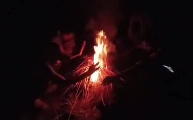 ఏలేశ్వరంలో వణికిస్తున్న చలి మంటలతో ఉపశమనం పొందుతున్న స్థానికులు