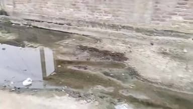 तिर्वा: गुबारिया गांव नाले का निर्माण पूरा न होने पर जलभराव ग्रामीणों ने किया प्रदर्शन #जनसमस्या