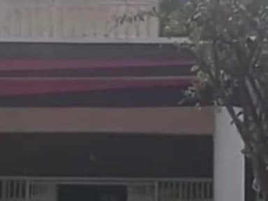 सुठालिया: सुठालिया पुलिस ने अवैध सागौन की लकड़ी से भरी पिकअप वैन जब्त की, तीन आरोपी गिरफ्तार