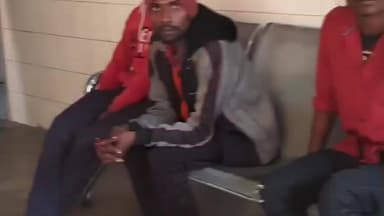 बरौनी: बरौनी सामुदायिक स्वास्थ्य केंद्र परिसर में यूडीआईडी कार्ड के लिए शिविर का आयोजन