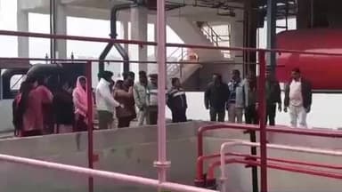 भीटी: 100 दिवसीय उद्यमिता विकास के प्रशिक्षणार्थियों को विभिन्न उद्योगों और धार्मिक स्थलों का कराया गया भ्रमण