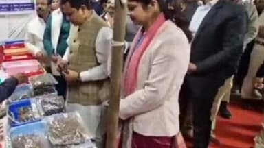 ତେଲକୋଇ: କେନ୍ଦୁଝର କାଳିପଡ଼ିଆ ଠାରେ କଳିଙ୍ଗ ହରବାଲ ମେଳା ଉଦ୍ଘାଟିତ