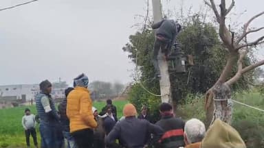 करौली- विद्युत विभाग कार्रवाई से बालघाट क्षेत्र में हड़कंप #57news #KarauliNews