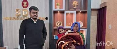 फुलपरास: फूलपरास के अनुमंडल पदाधिकारी ने गरीब व जरूरतमंद लोगों को ठंड से बचाने के लिए कंबल वितरित किए