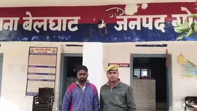 खजनी: बेलघाट में मुठभेड़ में पकड़ा गया बदमाश, रोकने पर की फायरिंग, पिस्टल के बट से पुलिस पर किया था हमला