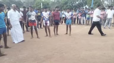 பாப்பிரெட்டிபட்டி: கடத்தூர் அரசு பள்ளியில் வட்டார அளவிலான கபடி போட்டி முன்னாள் அமைச்சர் பழனியப்பன் துவக்கி வைத்தார்