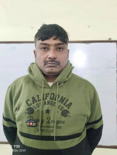 बलिया /बेगूसराय :- थानान्तर्गत मिली गुप्त सूचना के आधार पर पुलिस टीम के द्वारा थाना क्षेत्र अंतर्गत गोखलेनगर विष्णुपुर स...