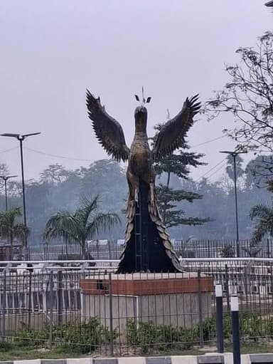 ♻️ वेस्ट मटेरियल से बनी कला, मुजफ्फरपुर मरीन ड्राइव की पहचान बनती रचनात्मक कृतियाँ 🎨✨
#MuzaffarpurMarineDrive #WasteToA...