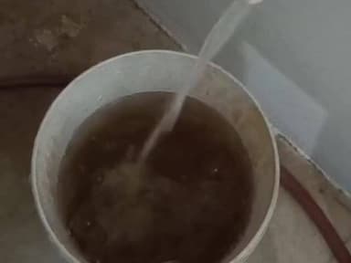 नरसिंहगढ़: नरसिंहगढ़: थावरिया इलाके में नलों से आ रहा गंदा पानी, निवासियों ने सीएमओ से की शिकायत