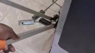 சிவகாசி: சுற்றுவட்டார பகுதிகளில் பாம்புகள் நடமாட்டம் நாளுக்கு நாள் அதிகரித்து வருகிறது கடந்த 2025 ஆம் ஆண்டு மட்டும் 604 பாம்புகள் பிடிபட்டதாக தெரிய வருகிறது